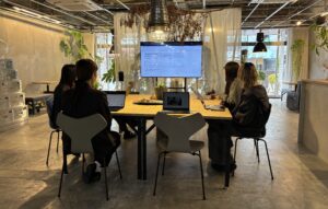 採用サイト打ち合わせ